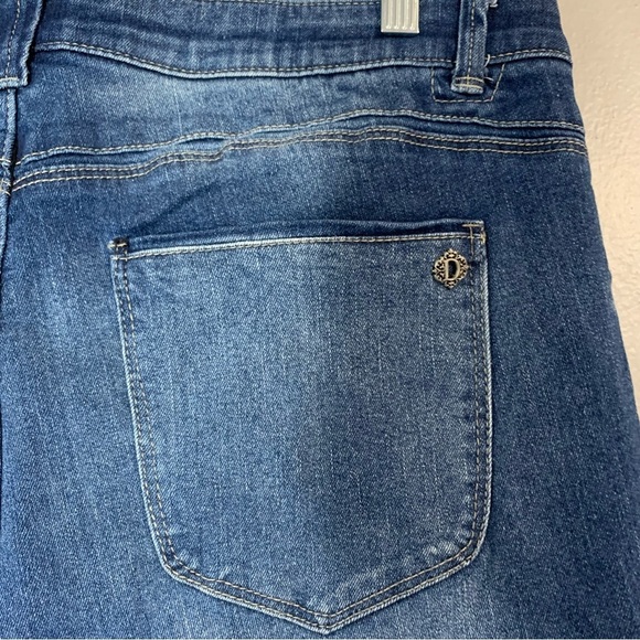 Democracy “Ab” Solution blue jean #B1965QNSH w‎ asymmetrical hem. EUC Size 16 - Picture 6 of 14